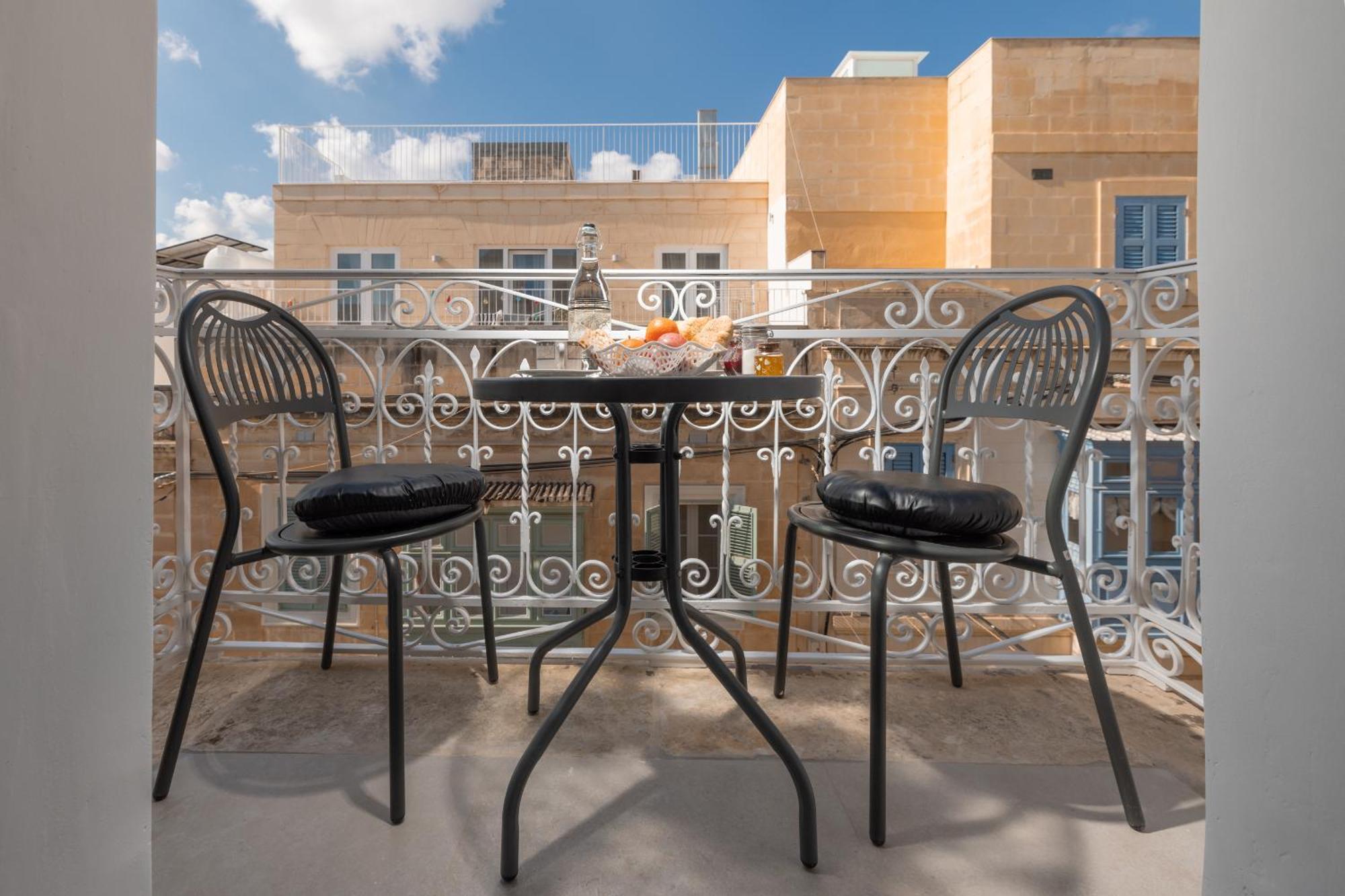 Encanto Townhouse Sliema Exteriör bild