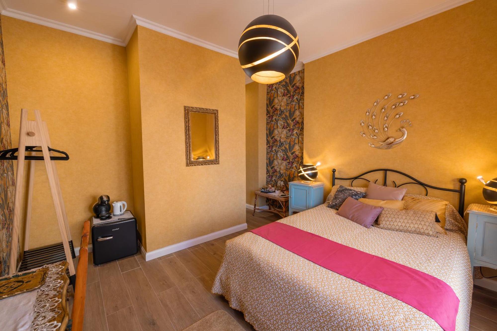 Encanto Townhouse Sliema Rum bild